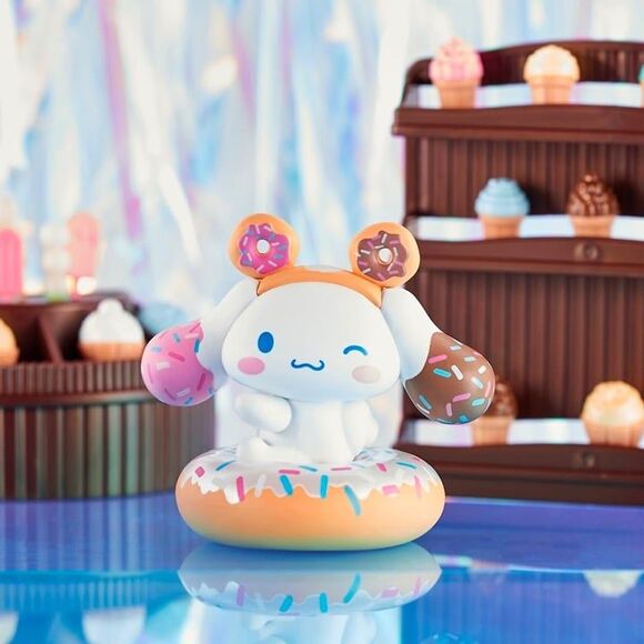tokidoki Cinnamoroll x Donutella Sprinkles from tokidoki x Cinnamoroll Series - Picture 1 of 2